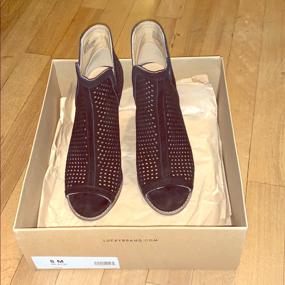 Luck brand heels - worn once - great condition 🌸